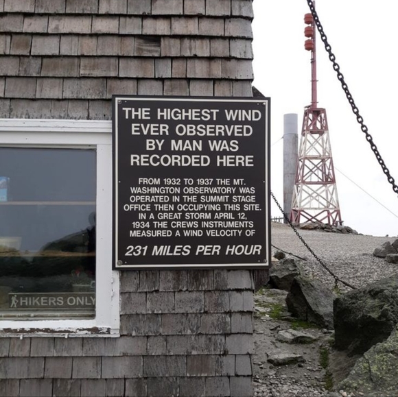 Inuit Authentic Wolf Fur Boots - Picture 15 of 16